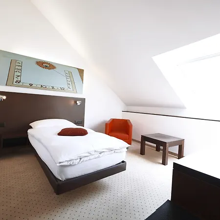 La Meridiana, & Hotel 4*