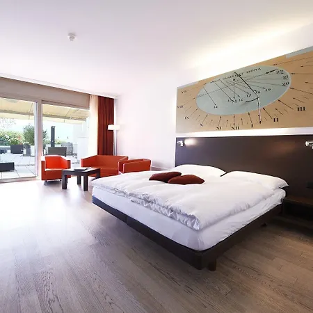 La Meridiana, & Ascona