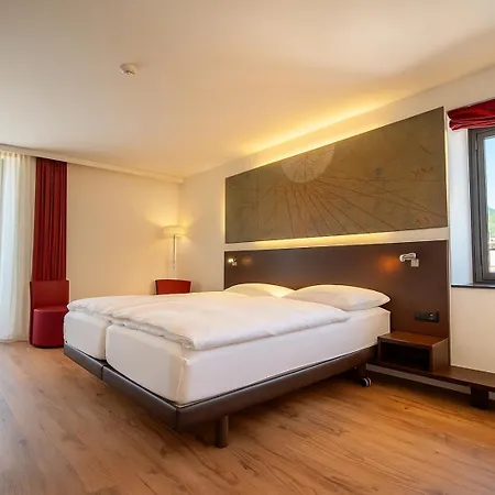 La Meridiana, & Hotel 4*